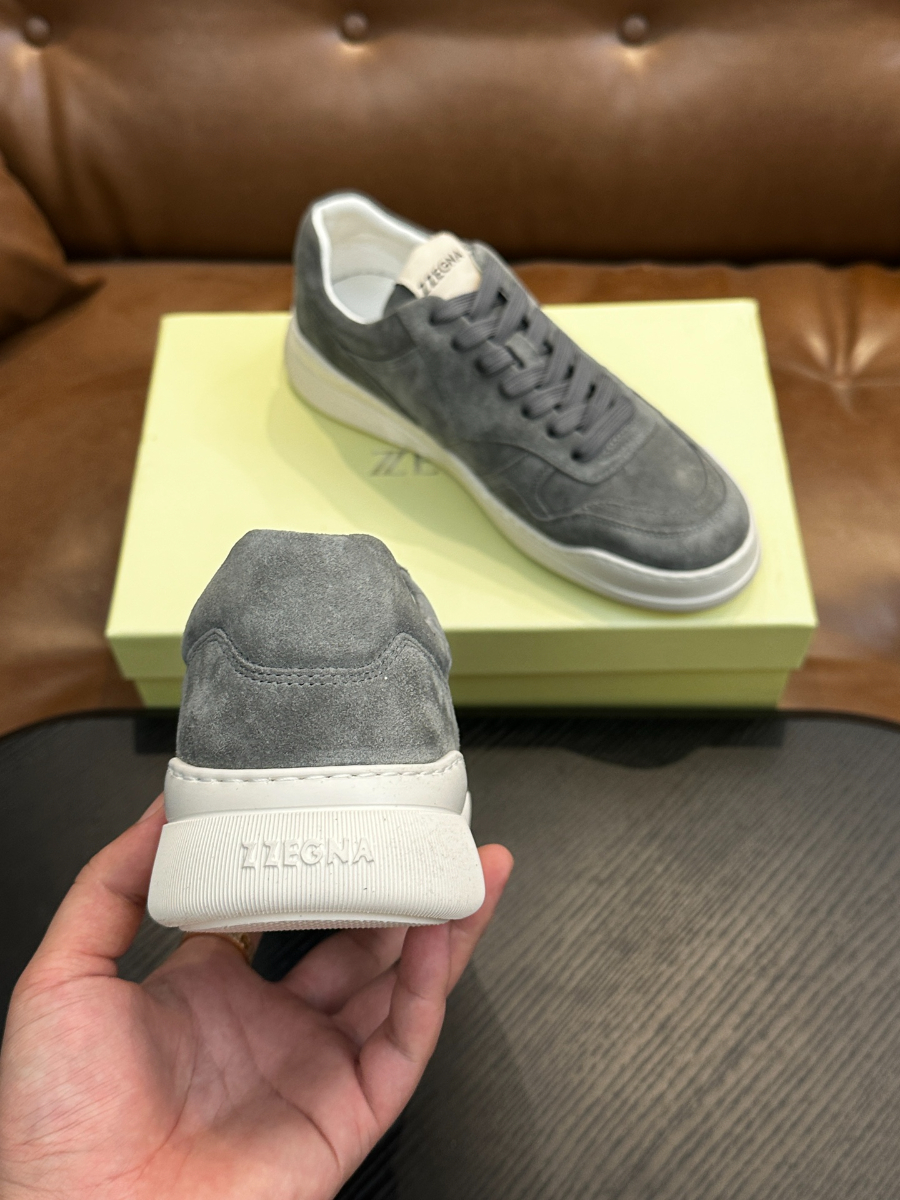 ZEGNA 그레이 스웨이드 로우탑 스니커즈 8