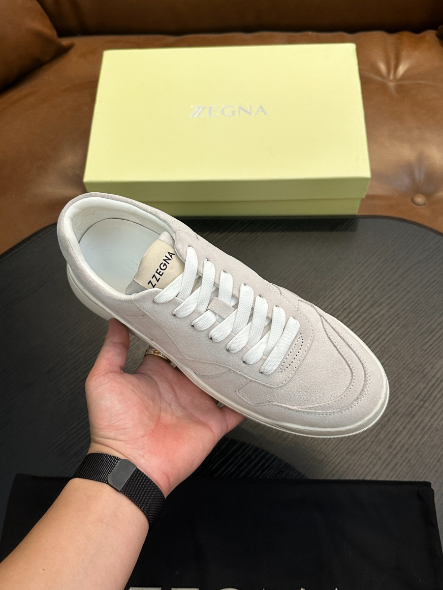 ZEGNA 베이지 스웨이드 로우탑 스니커즈 3