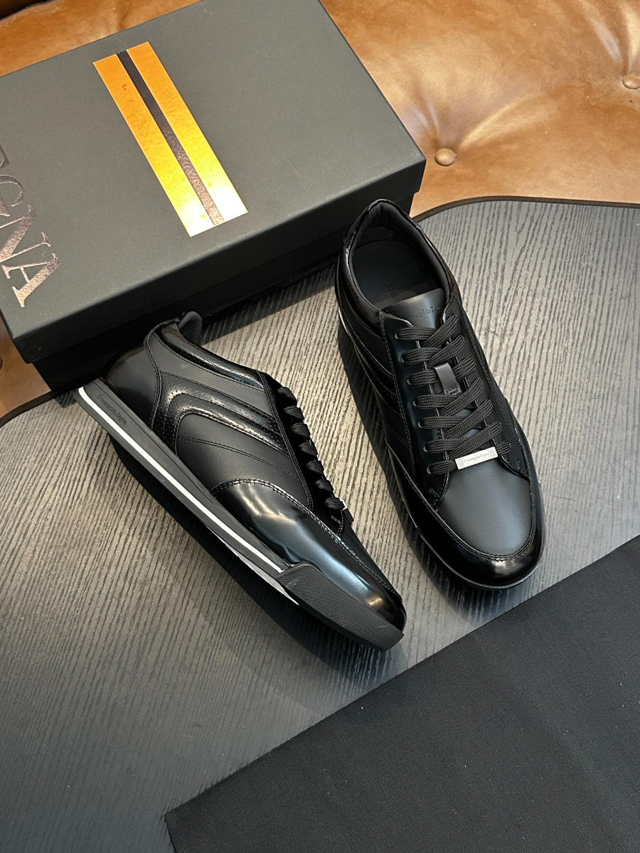 Ermenegildo Zegna 블랙 레더 로우탑 스니커즈 1