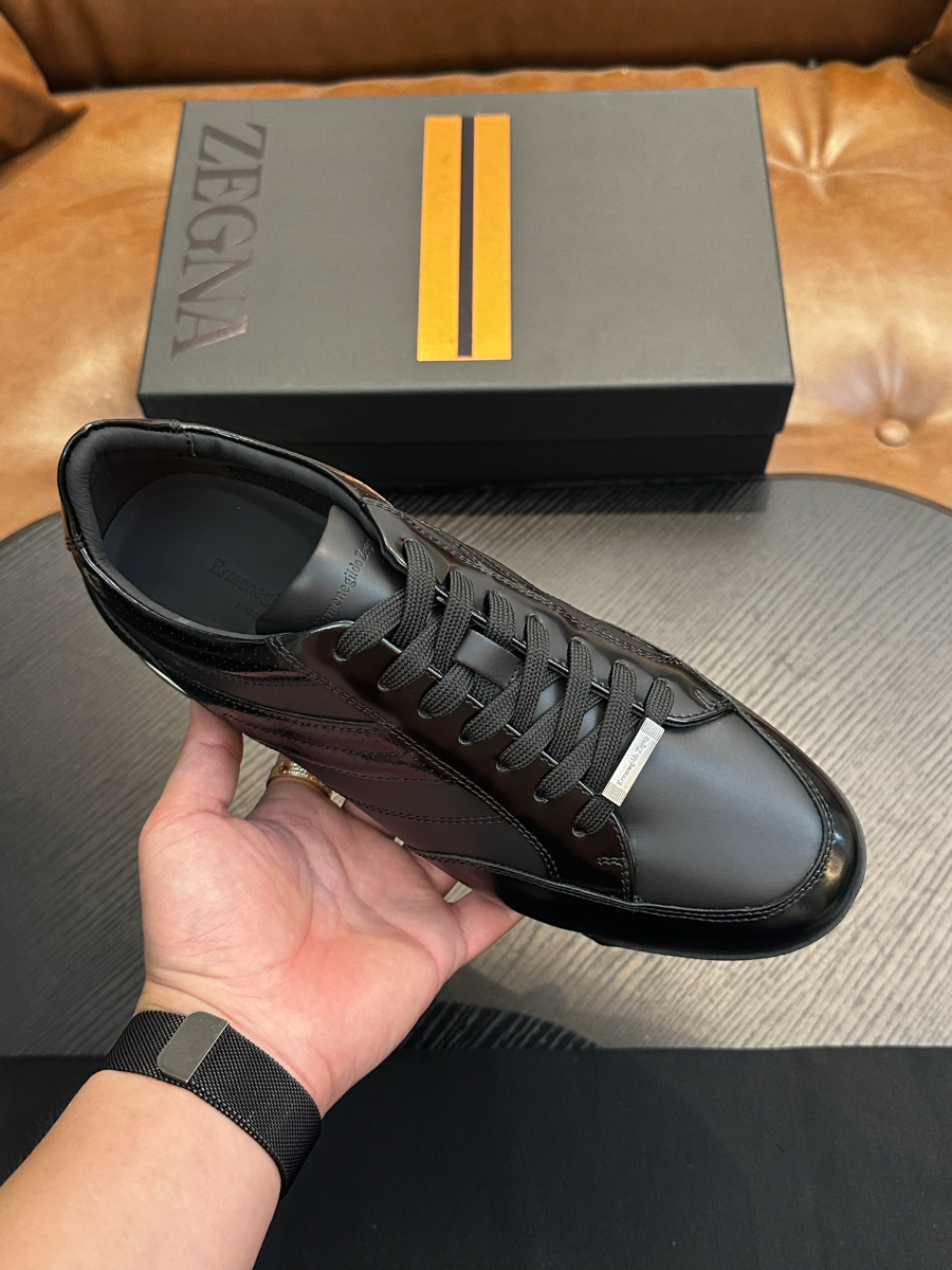 Ermenegildo Zegna 블랙 레더 로우탑 스니커즈 3