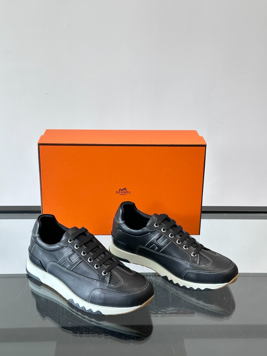 Hermes 에르메스 H Walkrunner 블랙 레더 스니커즈 5