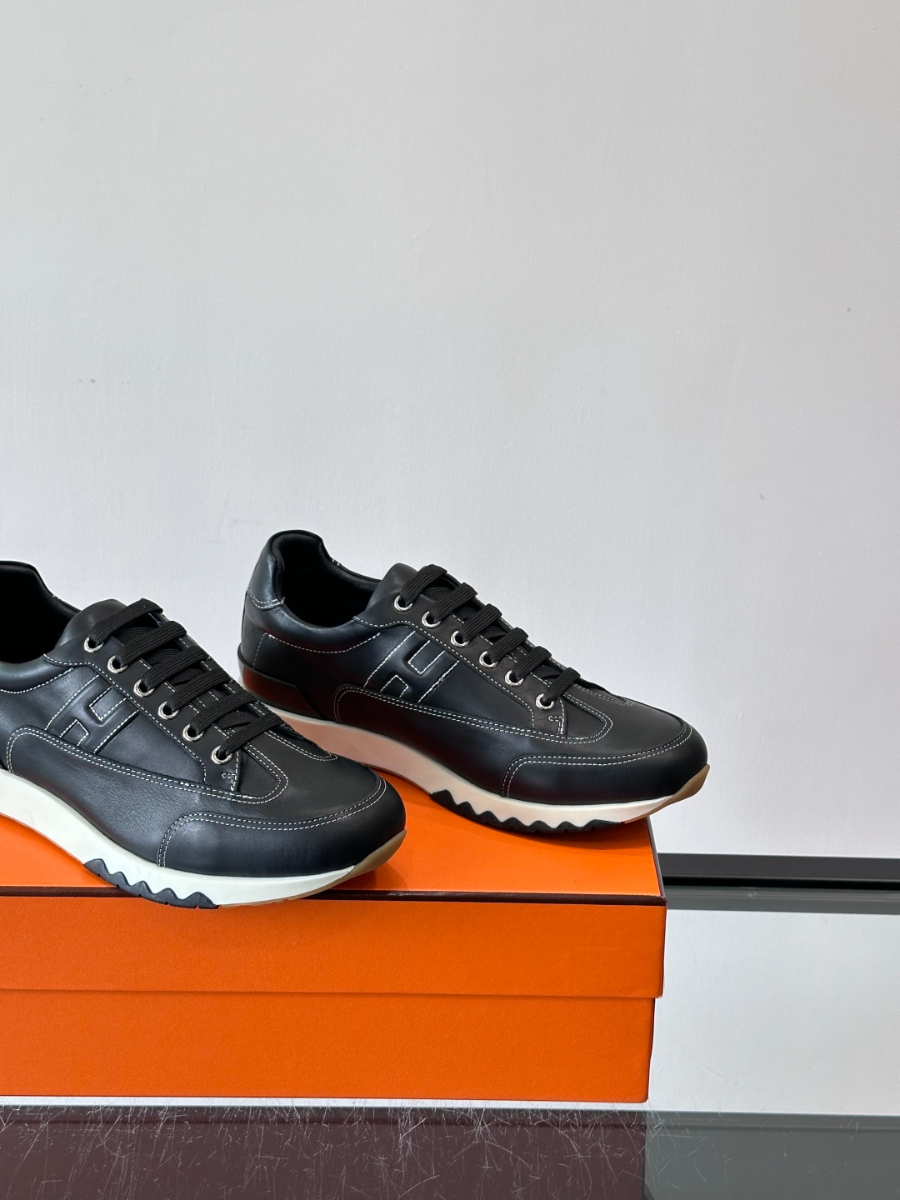 Hermes 에르메스 H Walkrunner 블랙 레더 스니커즈 7