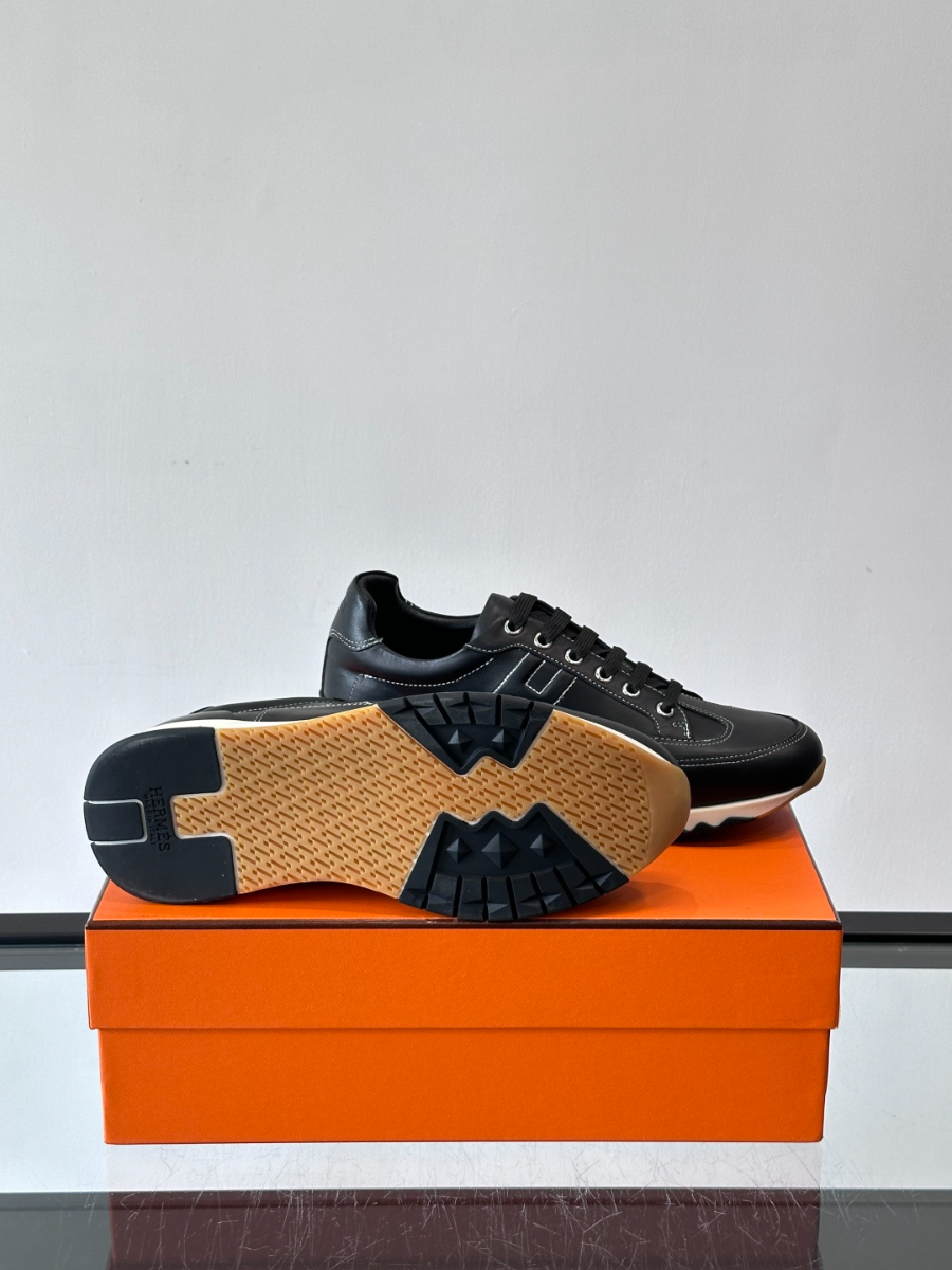 Hermes 에르메스 H Walkrunner 블랙 레더 스니커즈 9
