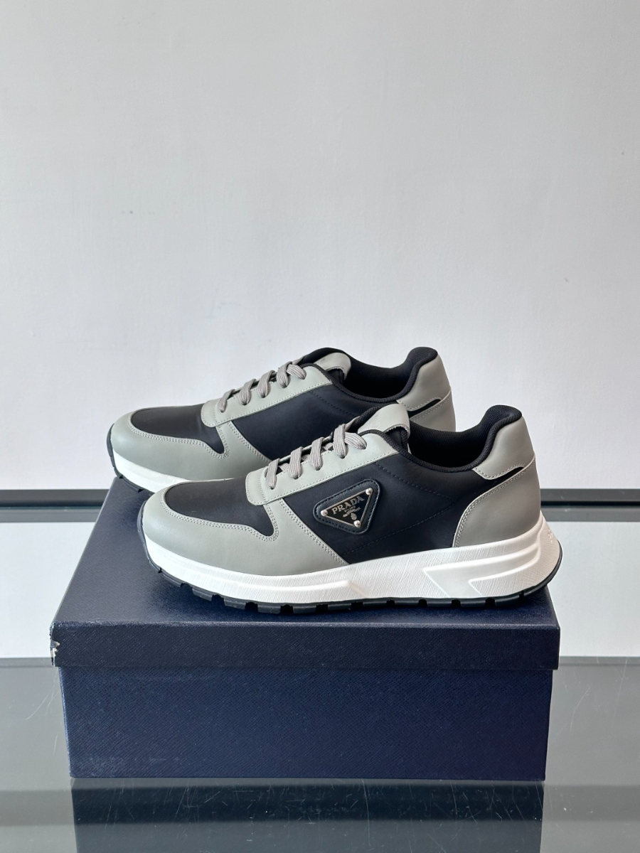Prada 프라다 남성 스포츠 캐주얼 스니커즈 4