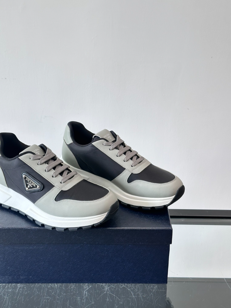 Prada 프라다 남성 스포츠 캐주얼 스니커즈 7