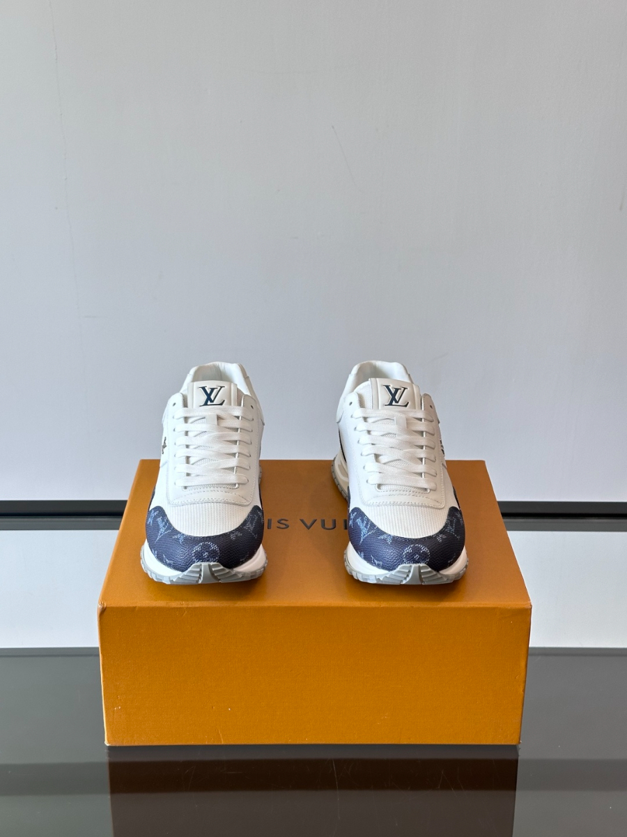 Louis Vuitton Run Away Sneakers 루이 비통 런 어웨이 스니커즈 네이비 2