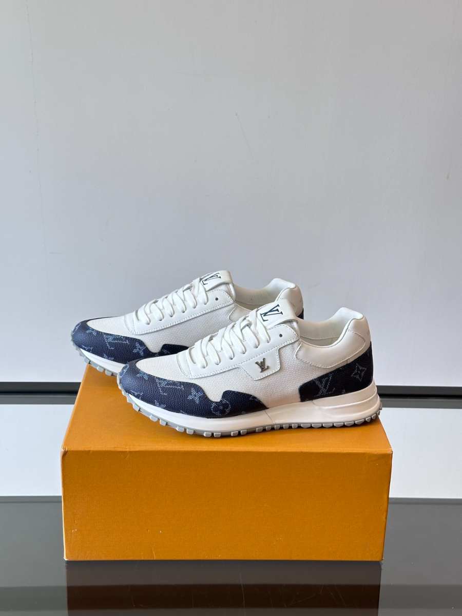 Louis Vuitton Run Away Sneakers 루이 비통 런 어웨이 스니커즈 네이비 3