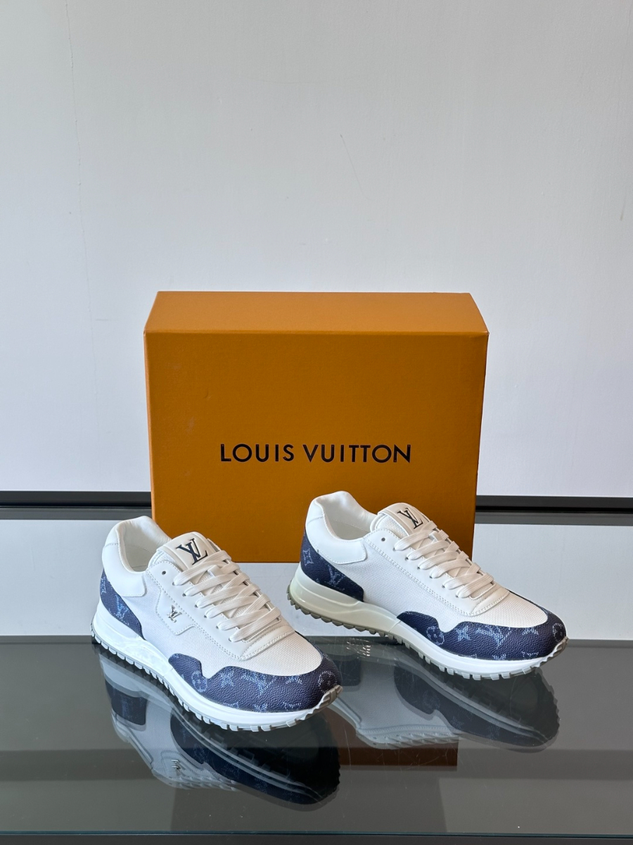 Louis Vuitton Run Away Sneakers 루이 비통 런 어웨이 스니커즈 네이비 5