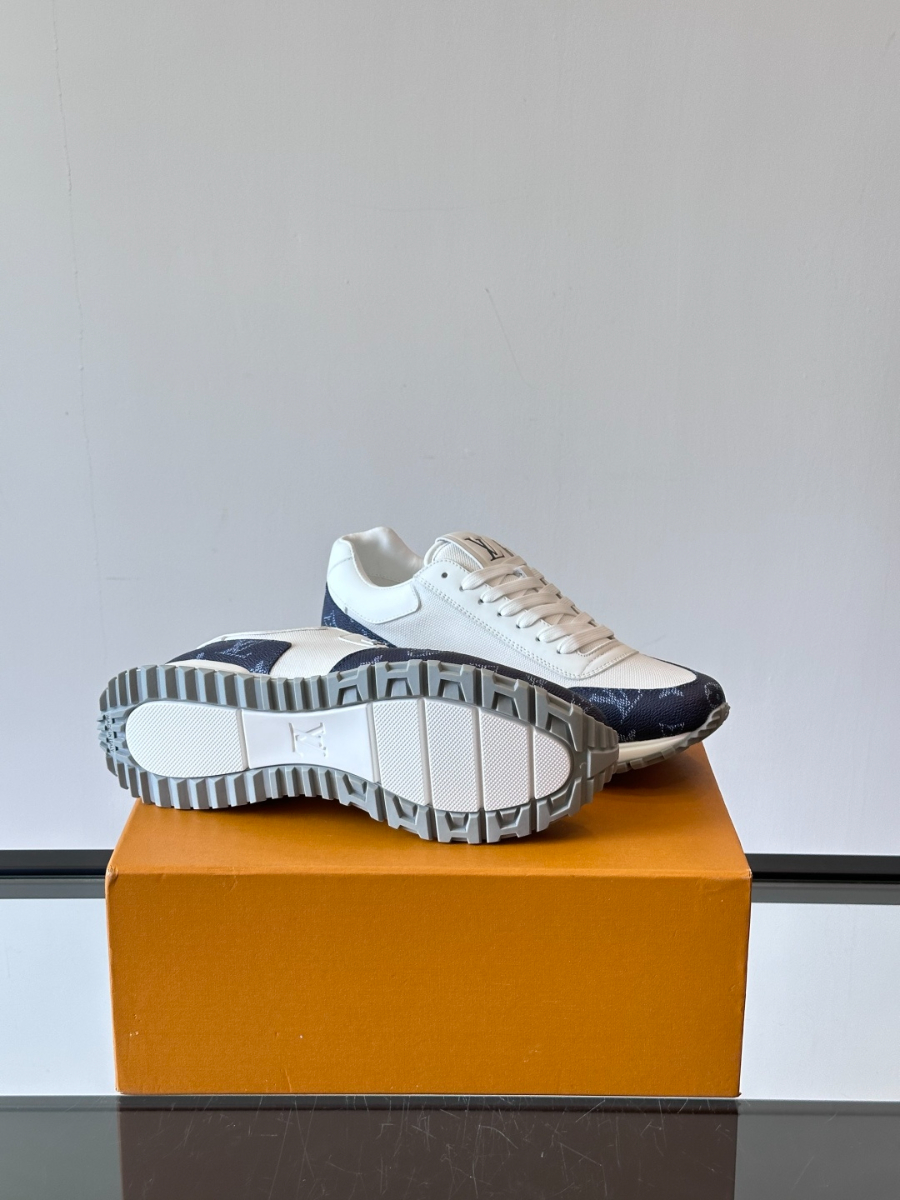 Louis Vuitton Run Away Sneakers 루이 비통 런 어웨이 스니커즈 네이비 9