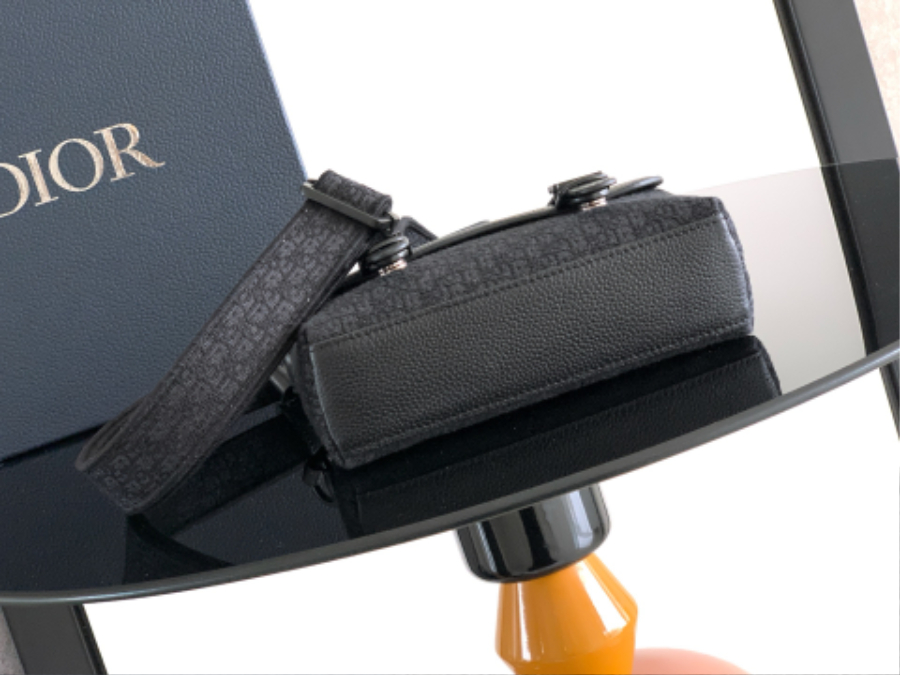 Dior Daily Mini Messenger Bag Oblique Black 디올 데일리 미니 메신저백 오블리크 블랙 20cm 7