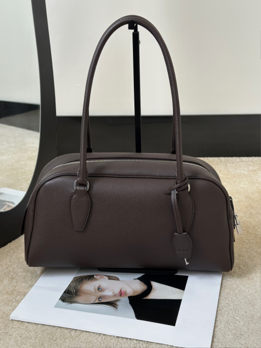 The Row EW India Bag 더 로우 EW 인디아 Bonaudo 토트백 다크브라운 32cm 1