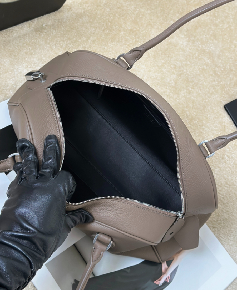 The Row EW India Bag 더 로우 EW 인디아 Bonaudo 토트백 베이지 32cm 8