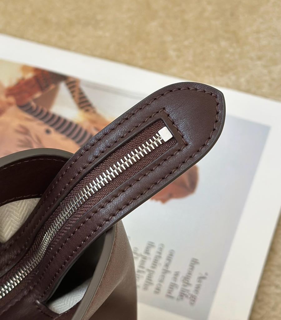 The Row Marlo 14 Mason Calf Leather Top Handle Bag 더 로우 말로 14 메이슨 카프 레더 토트백 36cm 5