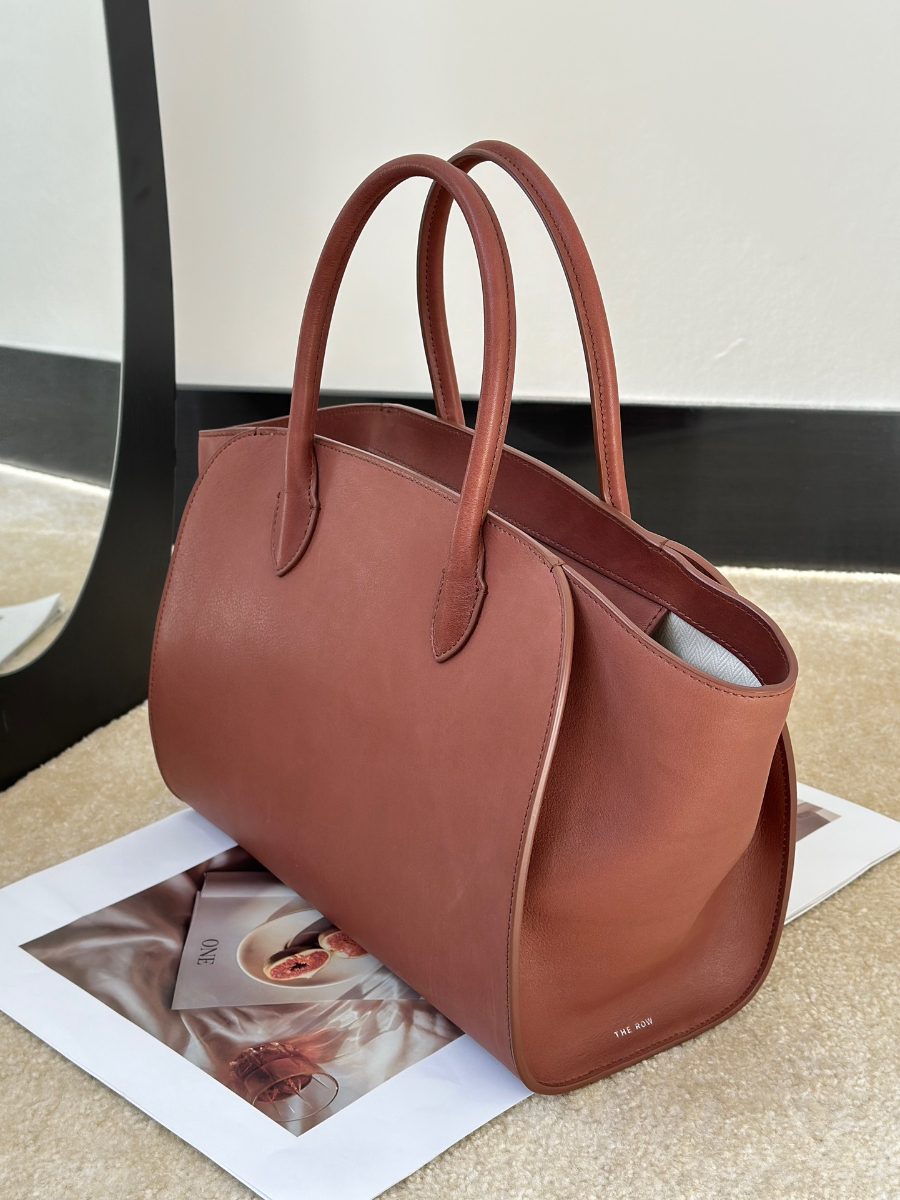 THE ROW Marlo 12 Bag 말로 12 토트백 마소니 송아지가죽 오크브라운 29.5cm 2