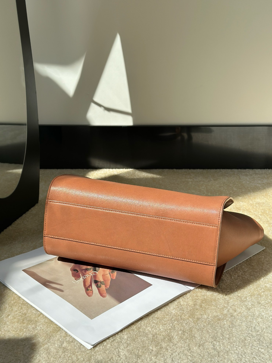 The Row Marlo 12 Bag 말로 12 토트백 마소니 송아지가죽 브라운 29.5cm 3