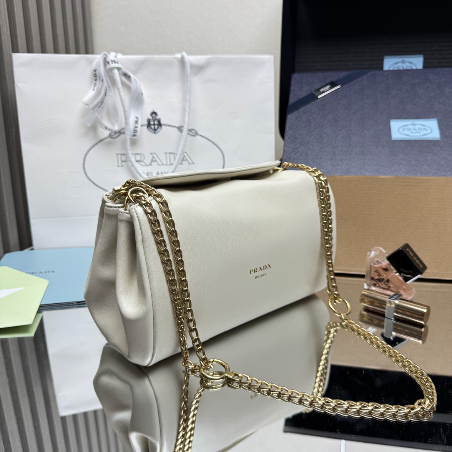 PRADA Tumulte Nappa Leather Shoulder Bag 프라다 투물테 나파 가죽 숄더백 아이보리 1BD395 24cm 3