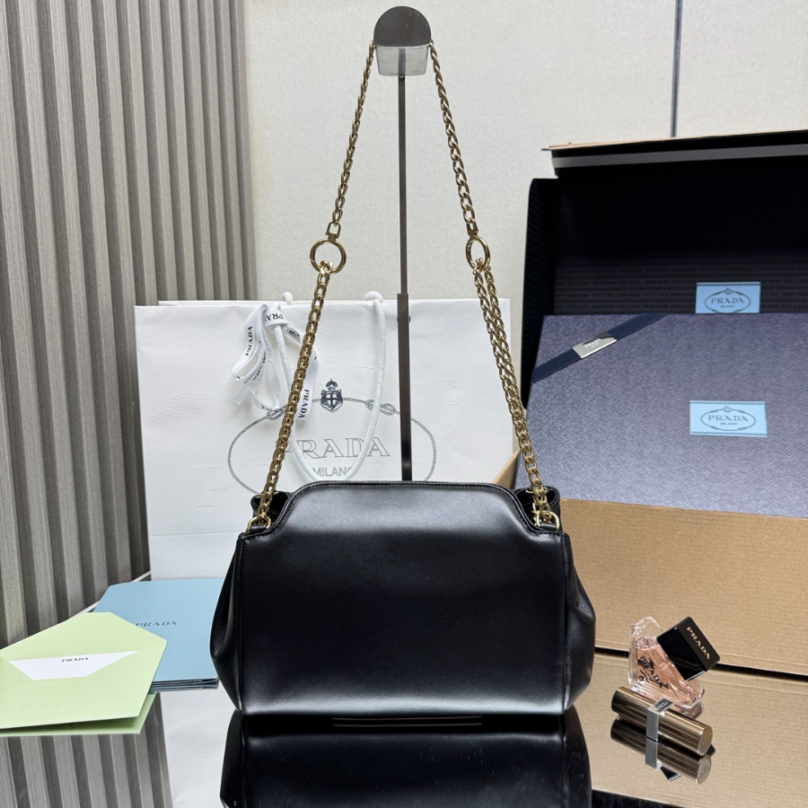 PRADA Tumulte Nappa Leather Shoulder Bag 프라다 투물테 나파 가죽 숄더백 블랙 1BD395 24cm 2