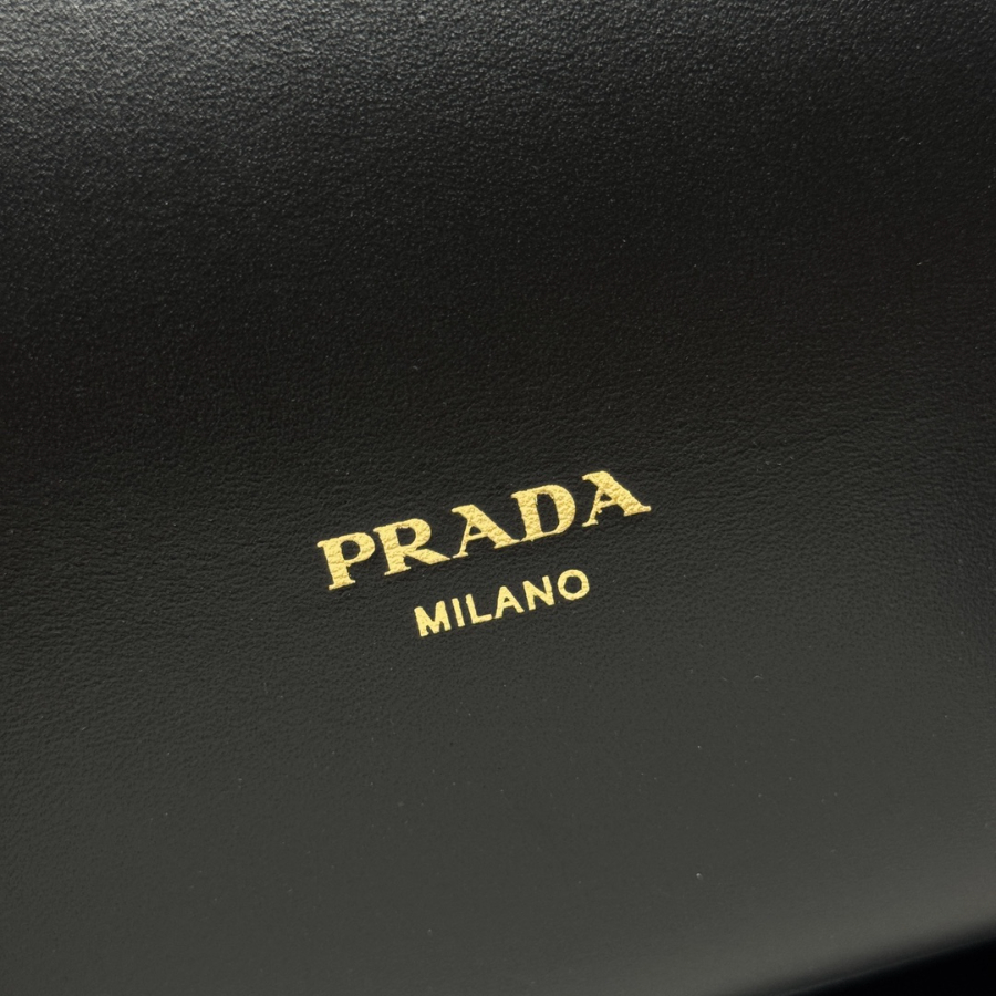 PRADA Tumulte Nappa Leather Shoulder Bag 프라다 투물테 나파 가죽 숄더백 블랙 1BD395 24cm 4