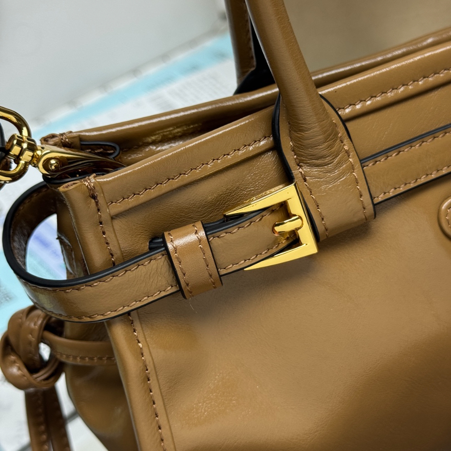 PRADA Re-Edition 1995 Mini Patent Leather 프라다 리에디션 1995 미니 페이턴트 레더 토트백 1BA486 브라운 23cm 6