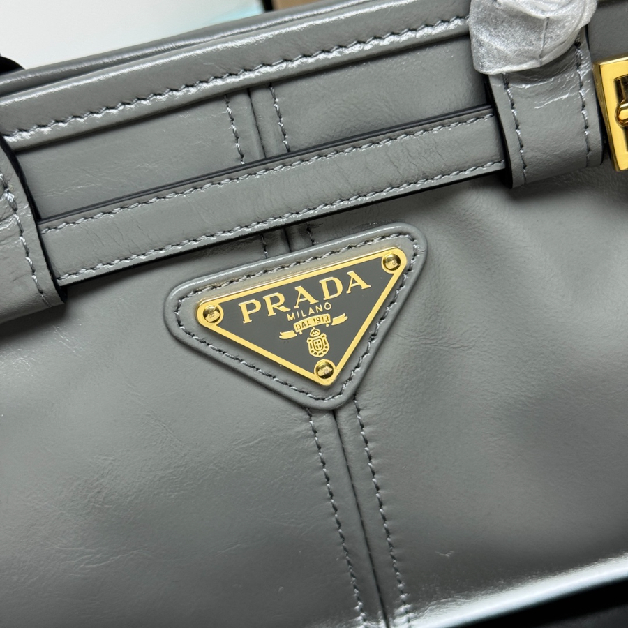PRADA Re-Edition 1995 Mini Patent Leather 프라다 리에디션 1995 미니 페이턴트 레더 토트백 1BA486 버건디 23cm 5