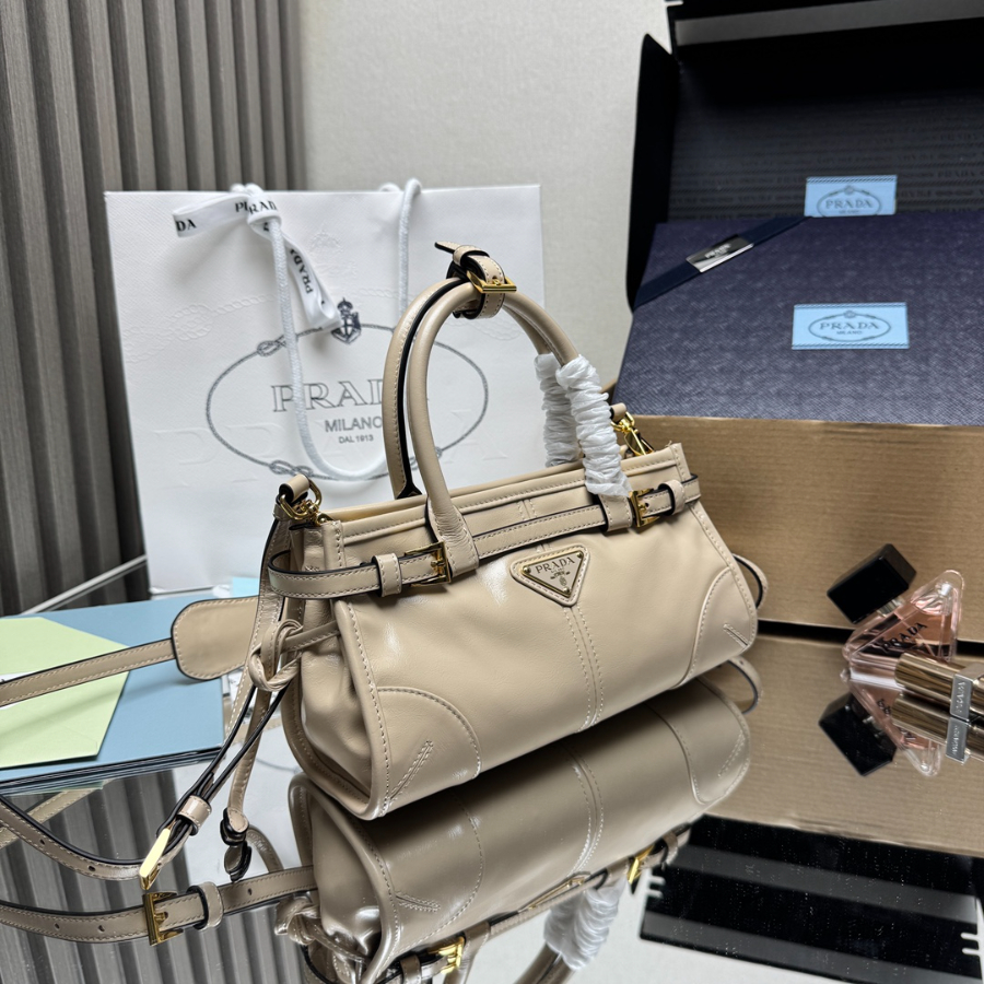 PRADA Re-Edition 1995 Mini Patent Leather 프라다 리에디션 1995 미니 페이턴트 레더 토트백 1BA486 베이지 23cm 3