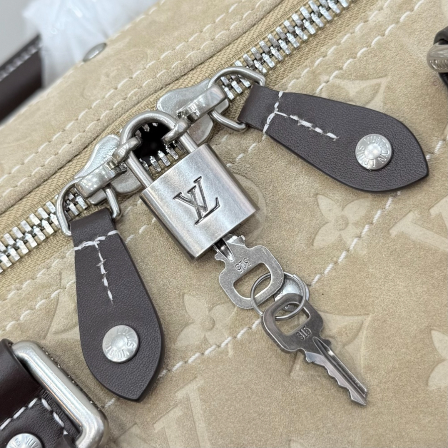 Louis Vuitton Keepall Bandoulière 50 루이비통 키폴 반둘리에 50 M26127 패치워크 가죽 & 모노그램 50cm 15