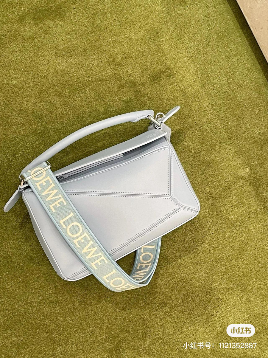 LOEWE Puzzle Small Bag 로에베 퍼즐 스몰 백 230725 스카이블루 스무스 카프스킨 24cm 8