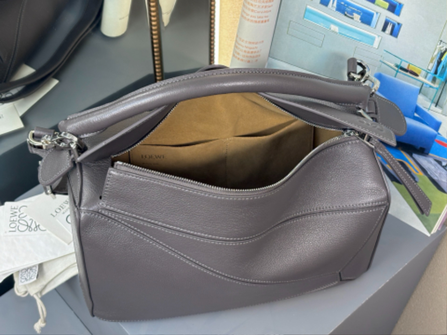 LOEWE Puzzle Large Bag 로에베 퍼즐 라지 백 250221 그레이 그레인드 카프스킨 33cm 7