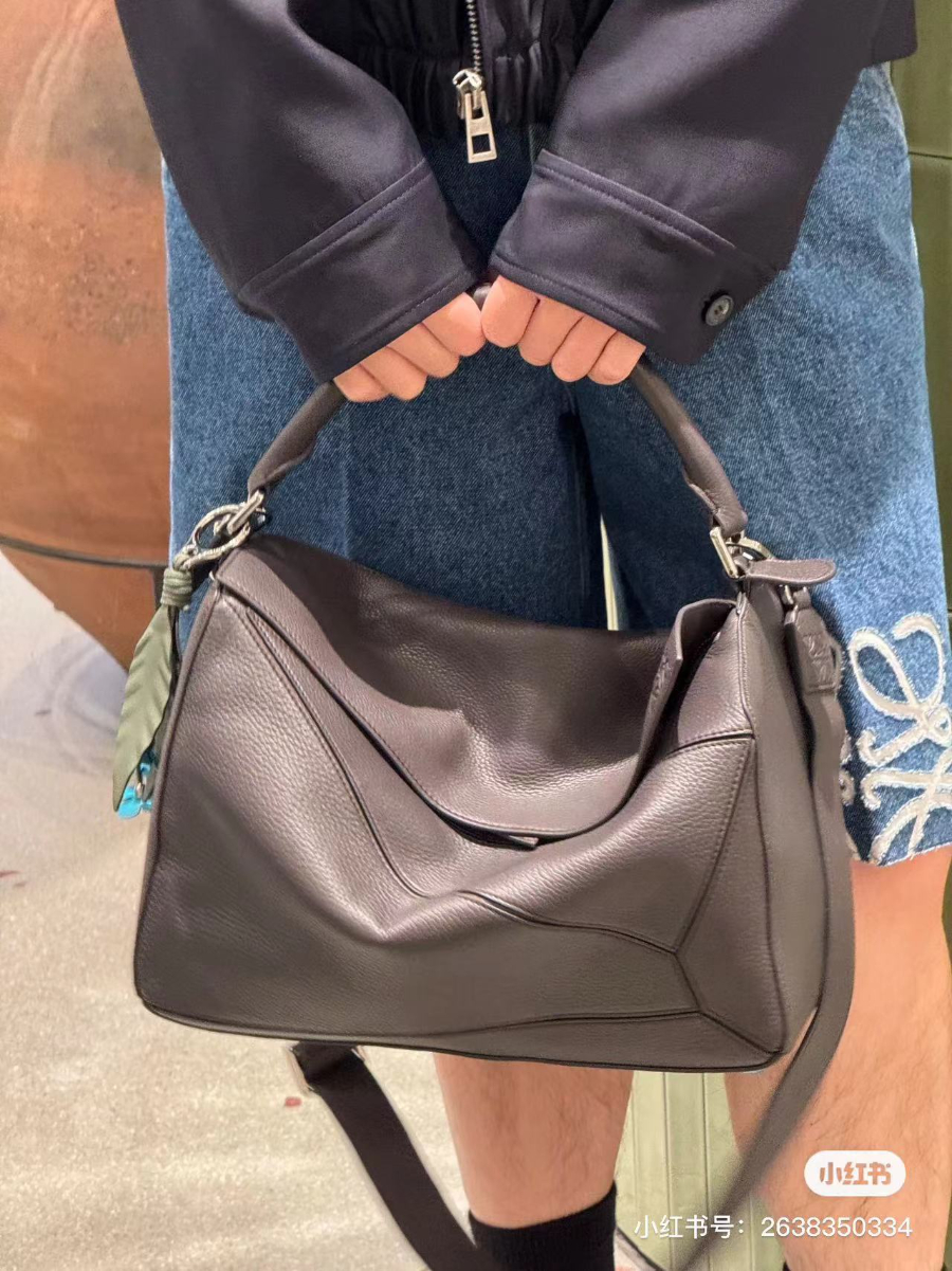 LOEWE Puzzle Large Bag 로에베 퍼즐 라지 백 250221 그레이 그레인드 카프스킨 33cm 12