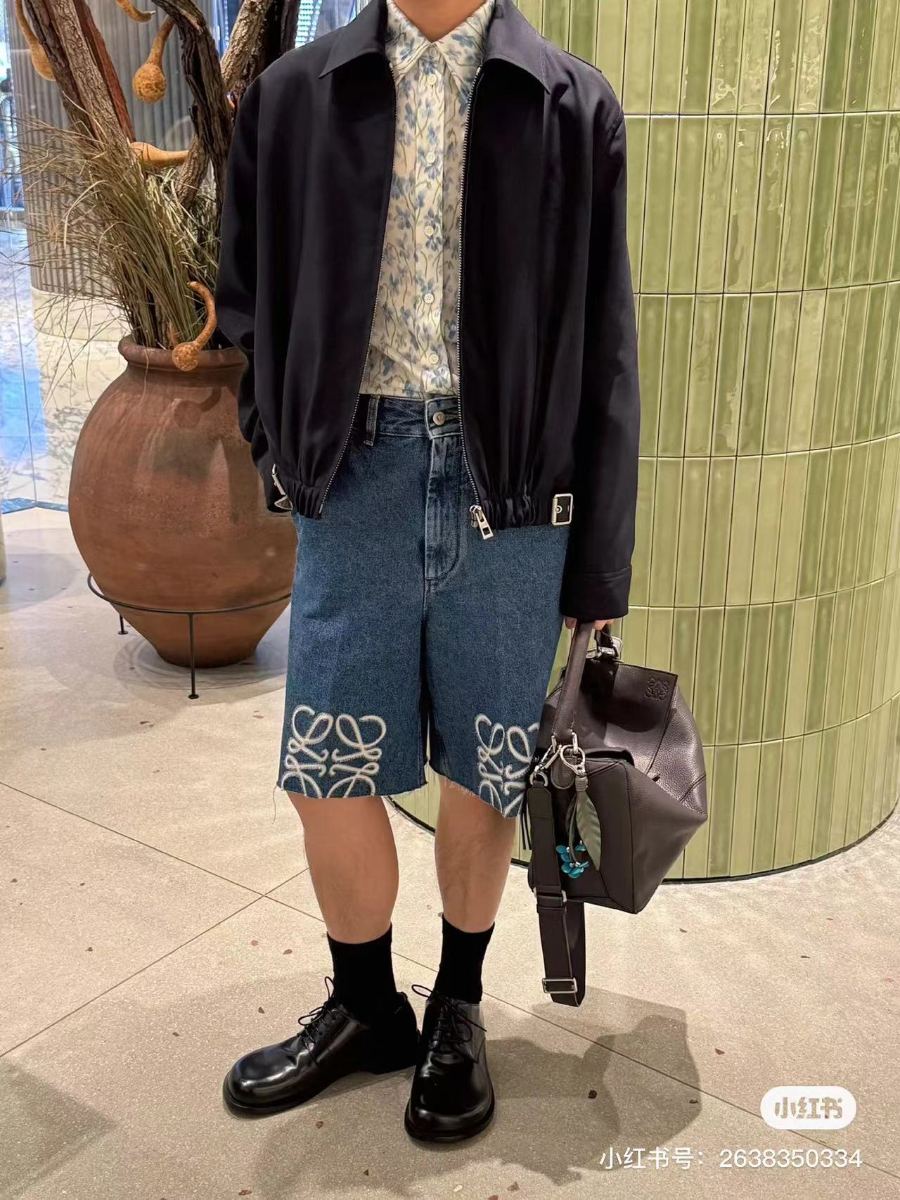 LOEWE Puzzle Large Bag 로에베 퍼즐 라지 백 250221 그레이 그레인드 카프스킨 33cm 14