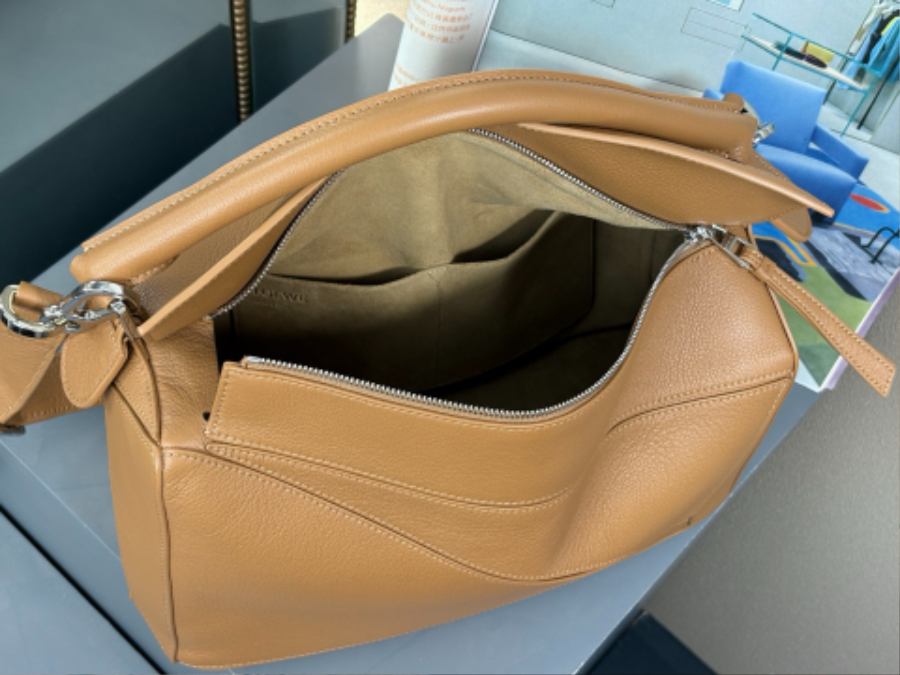 LOEWE Puzzle Large Bag 로에베 퍼즐 라지 백 250221 브라운 그레인드 카프스킨 33cm 7