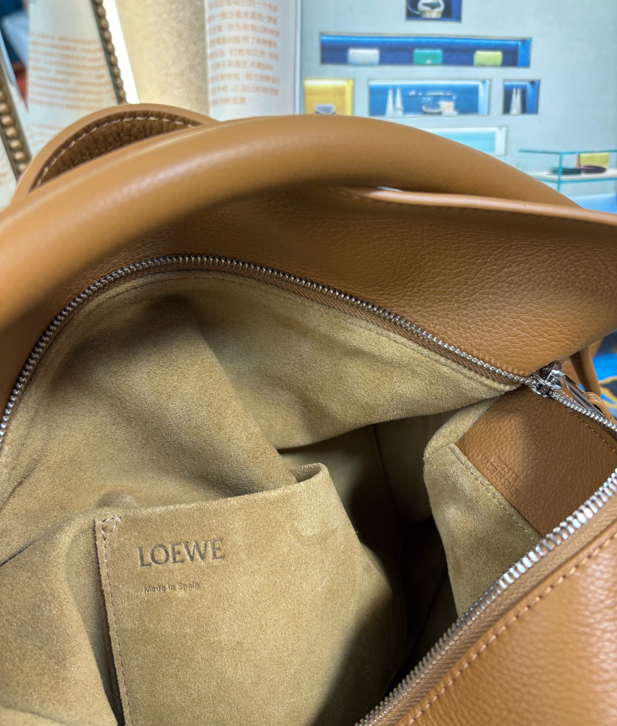 LOEWE Puzzle Large Bag 로에베 퍼즐 라지 백 250221 브라운 그레인드 카프스킨 33cm 9
