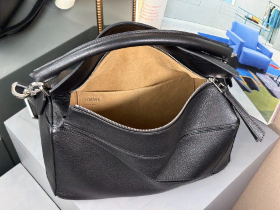 LOEWE Puzzle Large Bag 로에베 퍼즐 라지 백 250221 블랙 그레인드 카프스킨 33cm 8