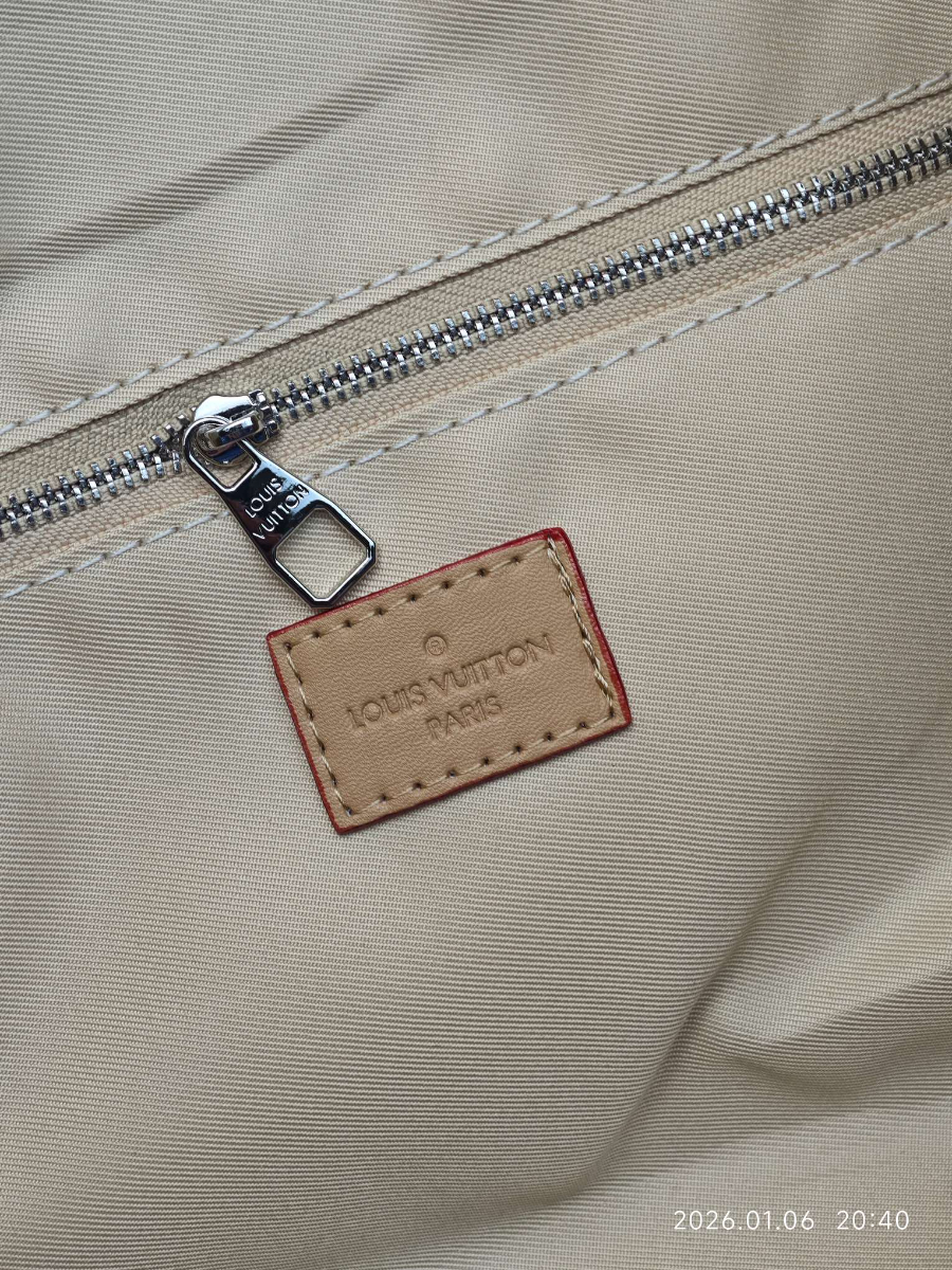 Louis Vuitton Keepall Bandoulière 50 Monogram Heritage 캔버스 트래블 백 루이비통 키폴 반둘리에 50 M26864 / M26865 / M26866 네이비 50cm 8