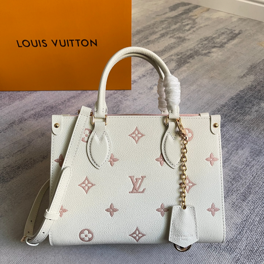 Louis Vuitton OnTheGo PM Monogram Empreinte 루이비통 온더고 PM 모노그램 앙프렝뜨 M28313 / M45653 25cm 1