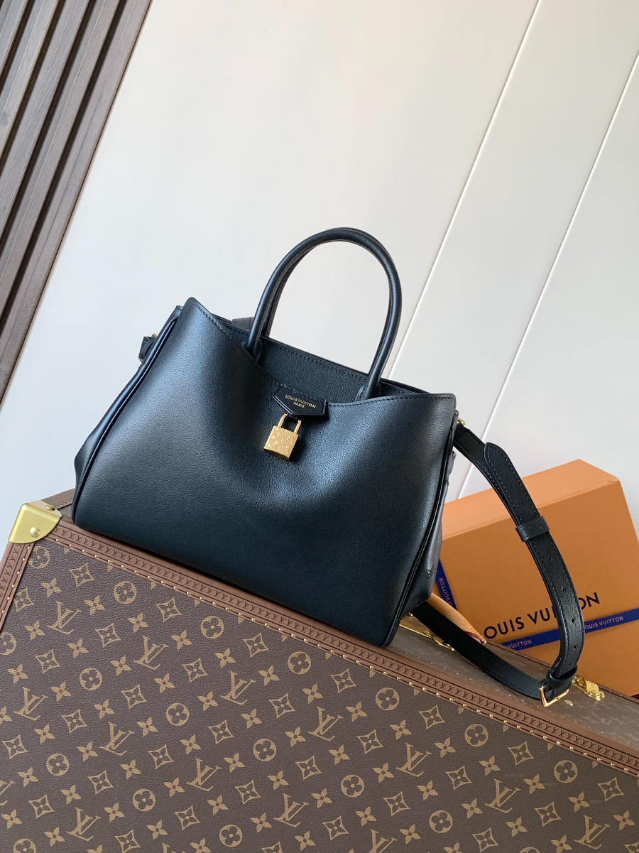 Louis Vuitton Vendôme PM Taurillon Leather 루이비통 방돔 PM 토리옹 가죽 토트백 M27040 / M26502 블랙 28.5cm 2