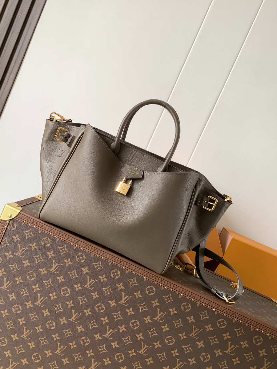 Louis Vuitton Vendôme PM Taurillon Leather 루이비통 방돔 PM 토리옹 가죽 토트백 M27040 / M26502 브라운 28.5cm 1