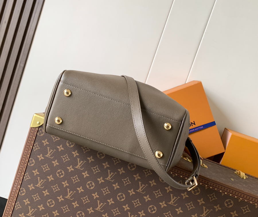 Louis Vuitton Vendôme PM Taurillon Leather 루이비통 방돔 PM 토리옹 가죽 토트백 M27040 / M26502 브라운 28.5cm 5