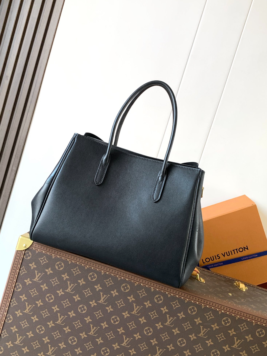 Louis Vuitton Vendôme MM Taurillon Leather 루이비통 방돔 MM 토리옹 가죽 토트백 M26501 / M26338 블랙 35.5cm 4