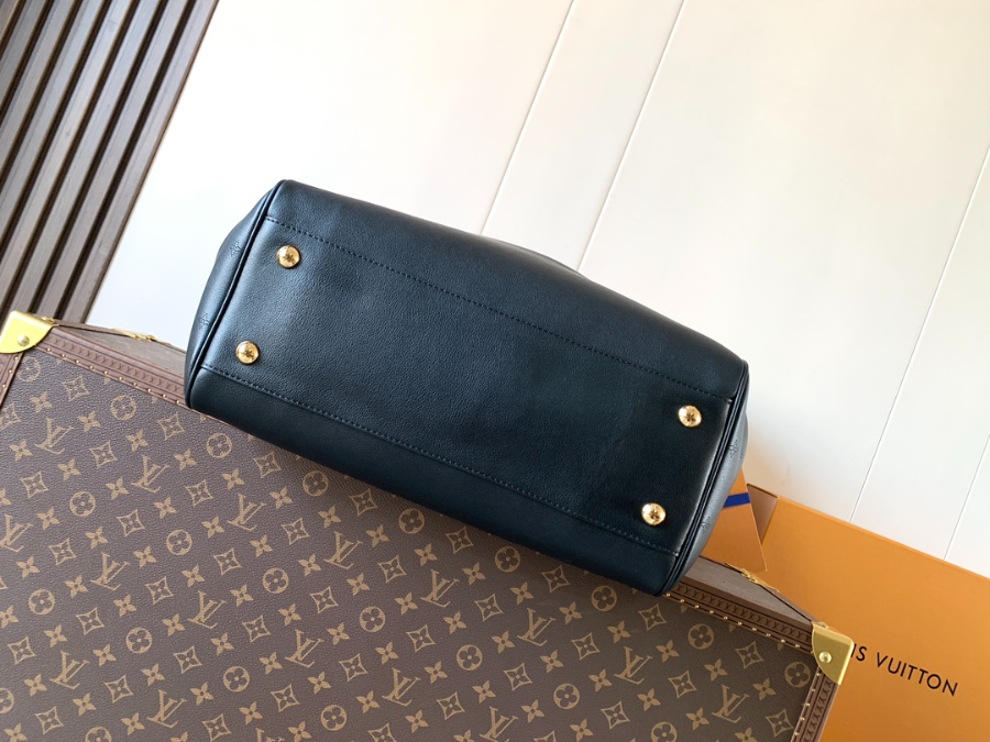 Louis Vuitton Vendôme MM Taurillon Leather 루이비통 방돔 MM 토리옹 가죽 토트백 M26501 / M26338 블랙 35.5cm 5