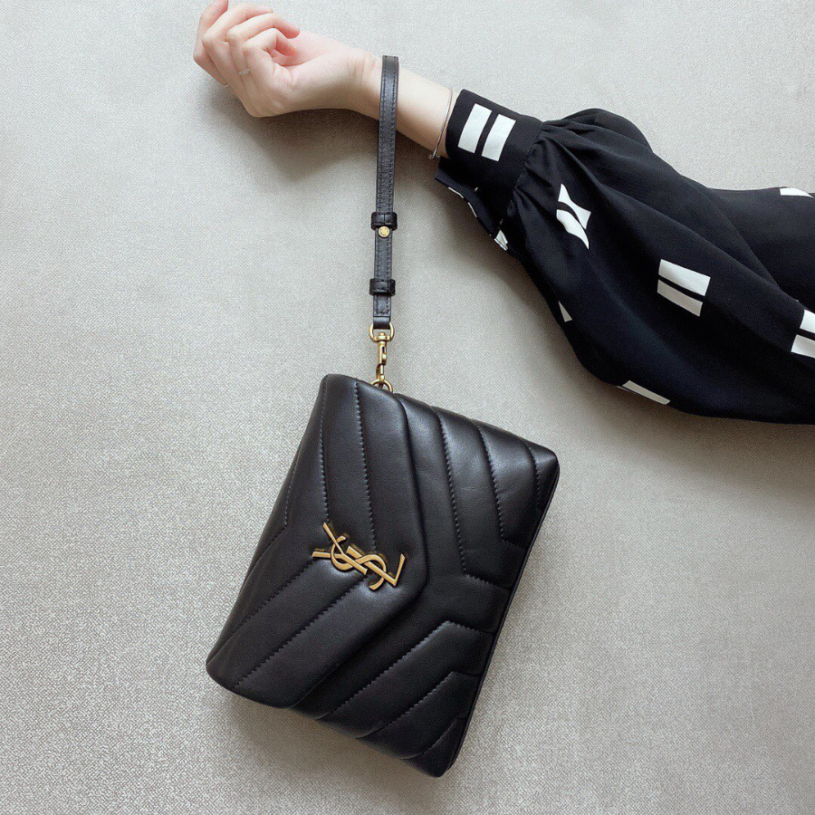 Saint Laurent Lou Lou Toy Quilted Leather Bag 생로랑 루루 토이 퀼티드 레더 숄더백 467072 20cm 1