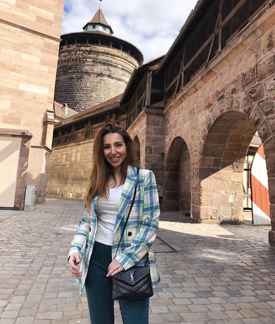 Saint Laurent Lou Lou Toy Quilted Leather Bag 생로랑 루루 토이 퀼티드 레더 숄더백 467072 20cm 14