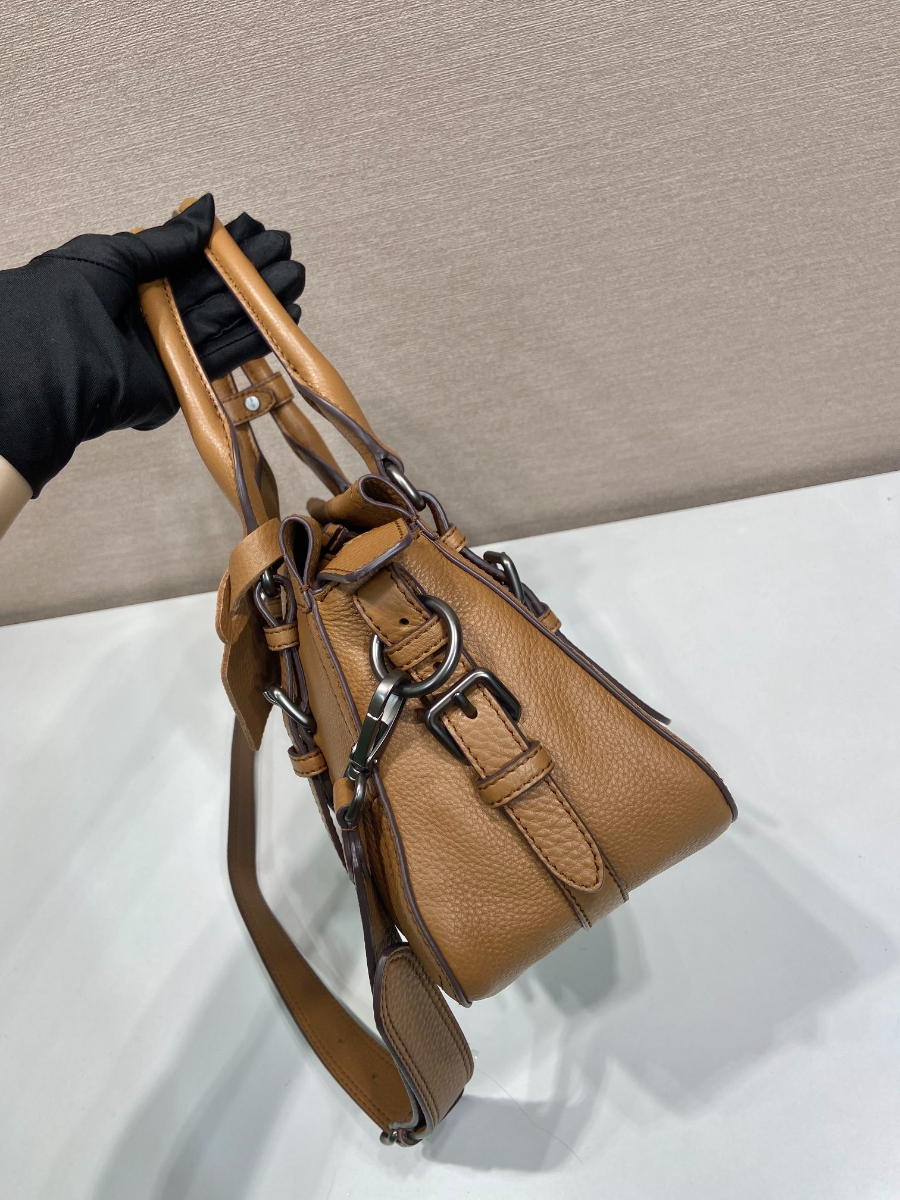 Prada Leather Top-Handle Shoulder Bag 프라다 가죽 탑핸들 내추럴 그레인카프스킨 숄더백 1BG604 브라운 35cm 8