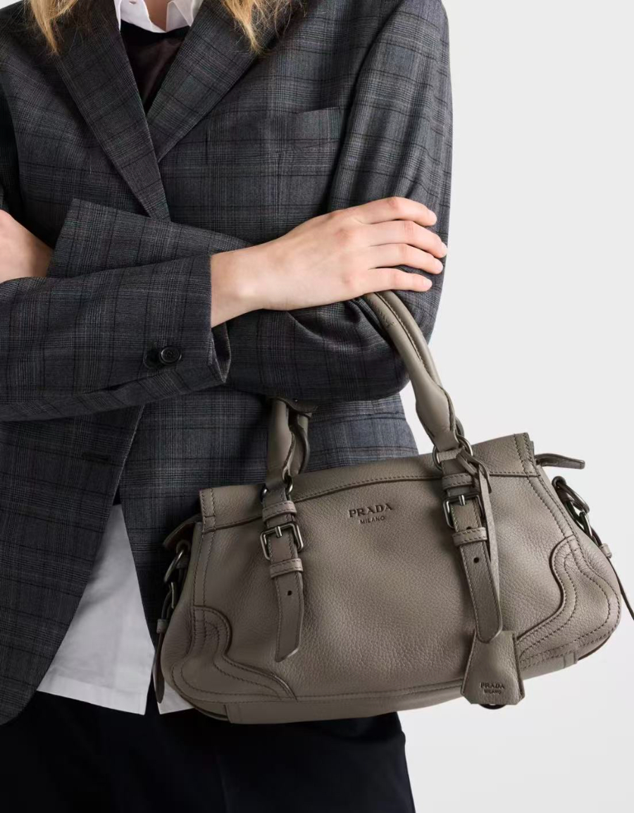 Prada Leather Top-Handle Shoulder Bag 프라다 가죽 탑핸들 내추럴 그레인카프스킨 숄더백 1BG604 스모그그레이 35cm 1