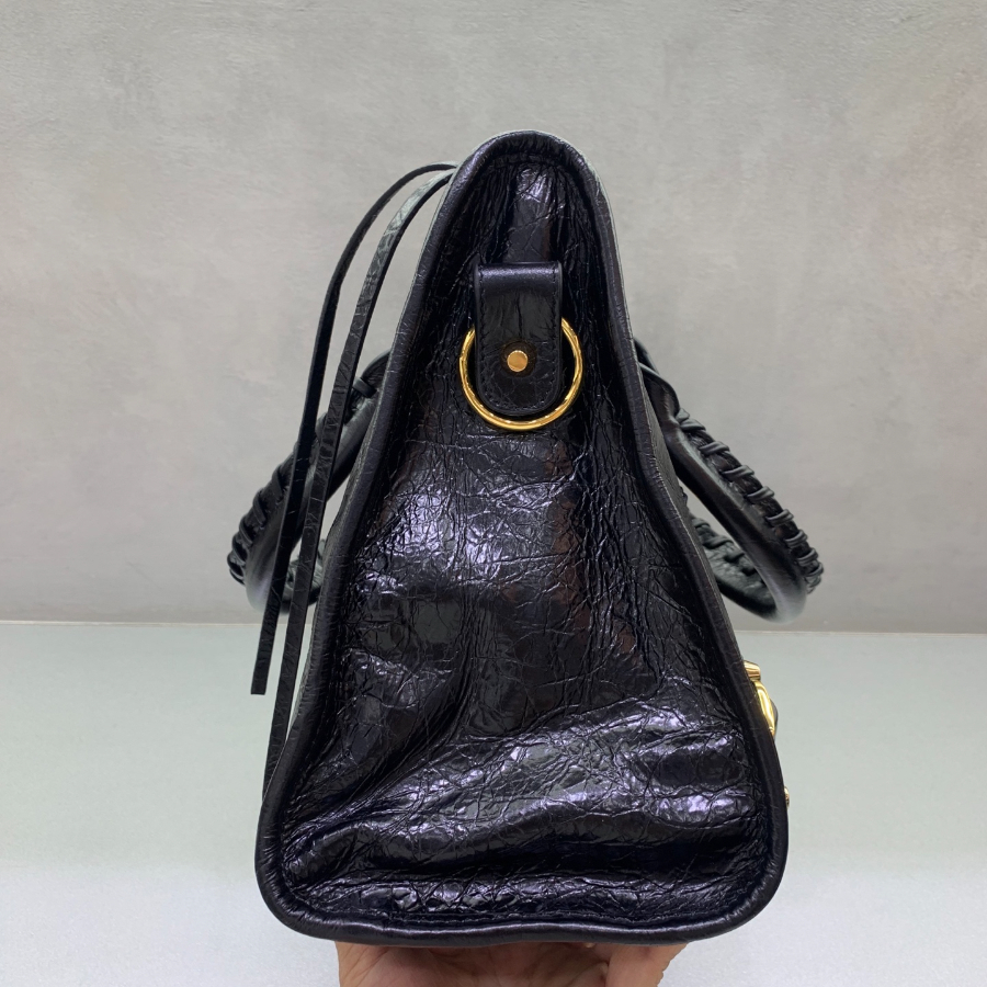 Balenciaga Le City Large Tote 발렌시아가 르 시티백 라지 토트백 블랙 골드 하드웨어 (모델 코드: 1157481180) 38cm 3