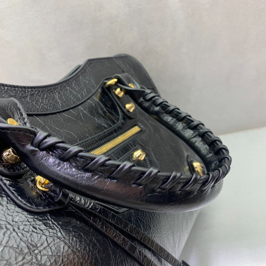 Balenciaga Le City Large Tote 발렌시아가 르 시티백 라지 토트백 블랙 골드 하드웨어 (모델 코드: 1157481180) 38cm 4