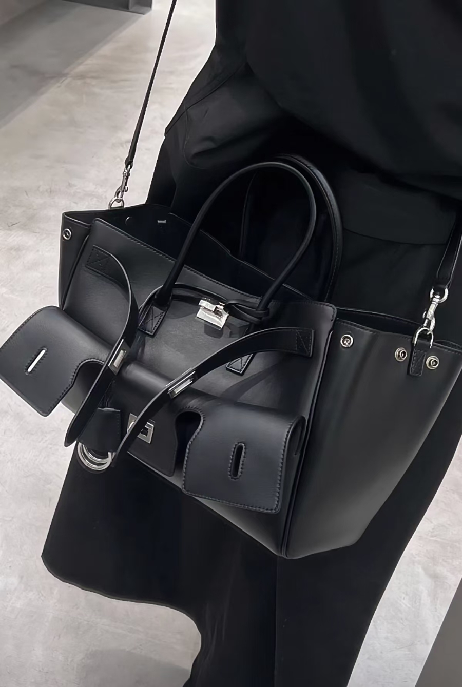 Balenciaga Bel Air Small 발렌시아가 벨에어 스몰 탑핸들백 78989 블랙 30cm 5