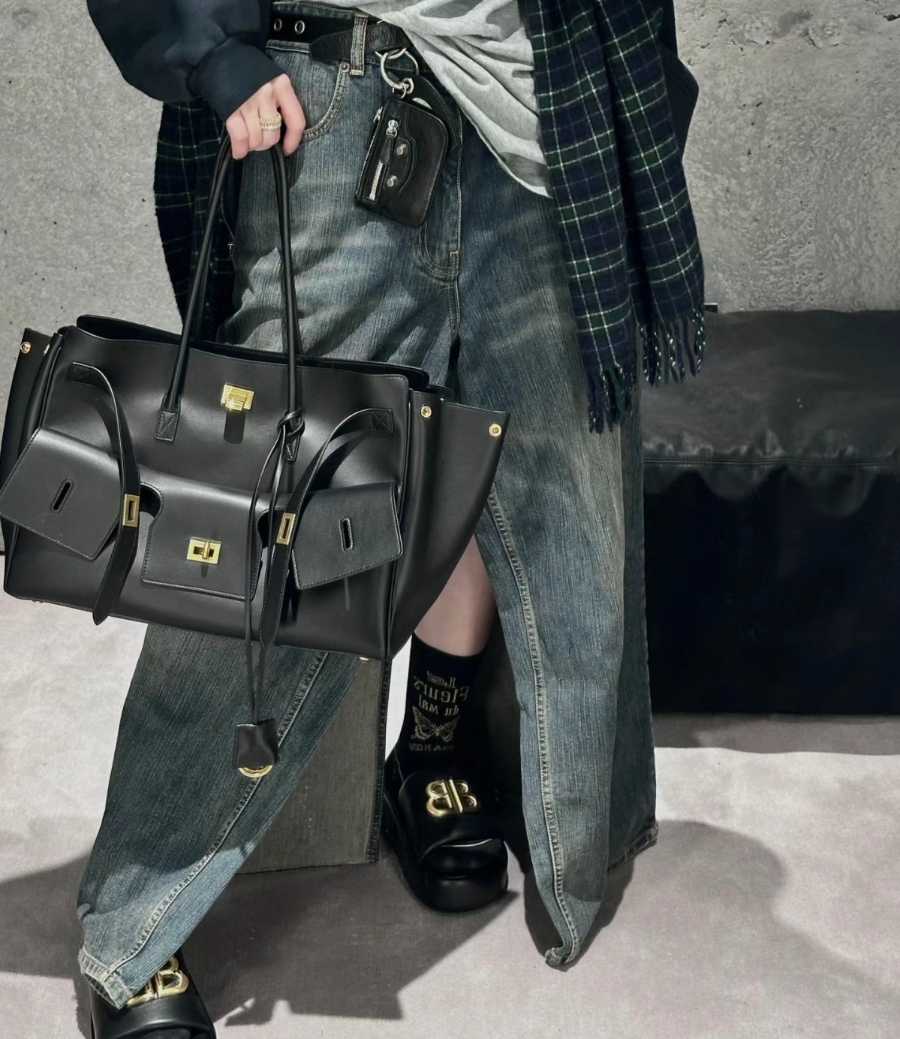 Balenciaga Bel Air Small 발렌시아가 벨에어 스몰 탑핸들백 78989 블랙 금장 30cm 5