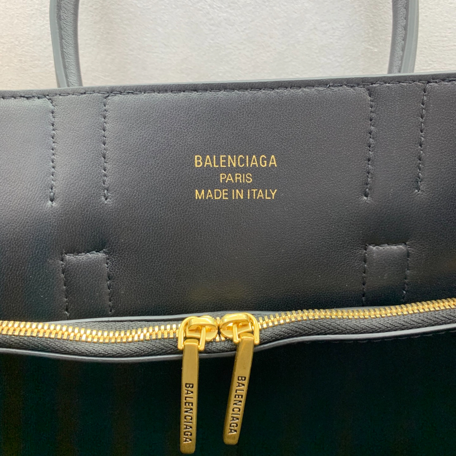 Balenciaga Bel Air Small 발렌시아가 벨에어 스몰 탑핸들백 78989 블랙 금장 30cm 13