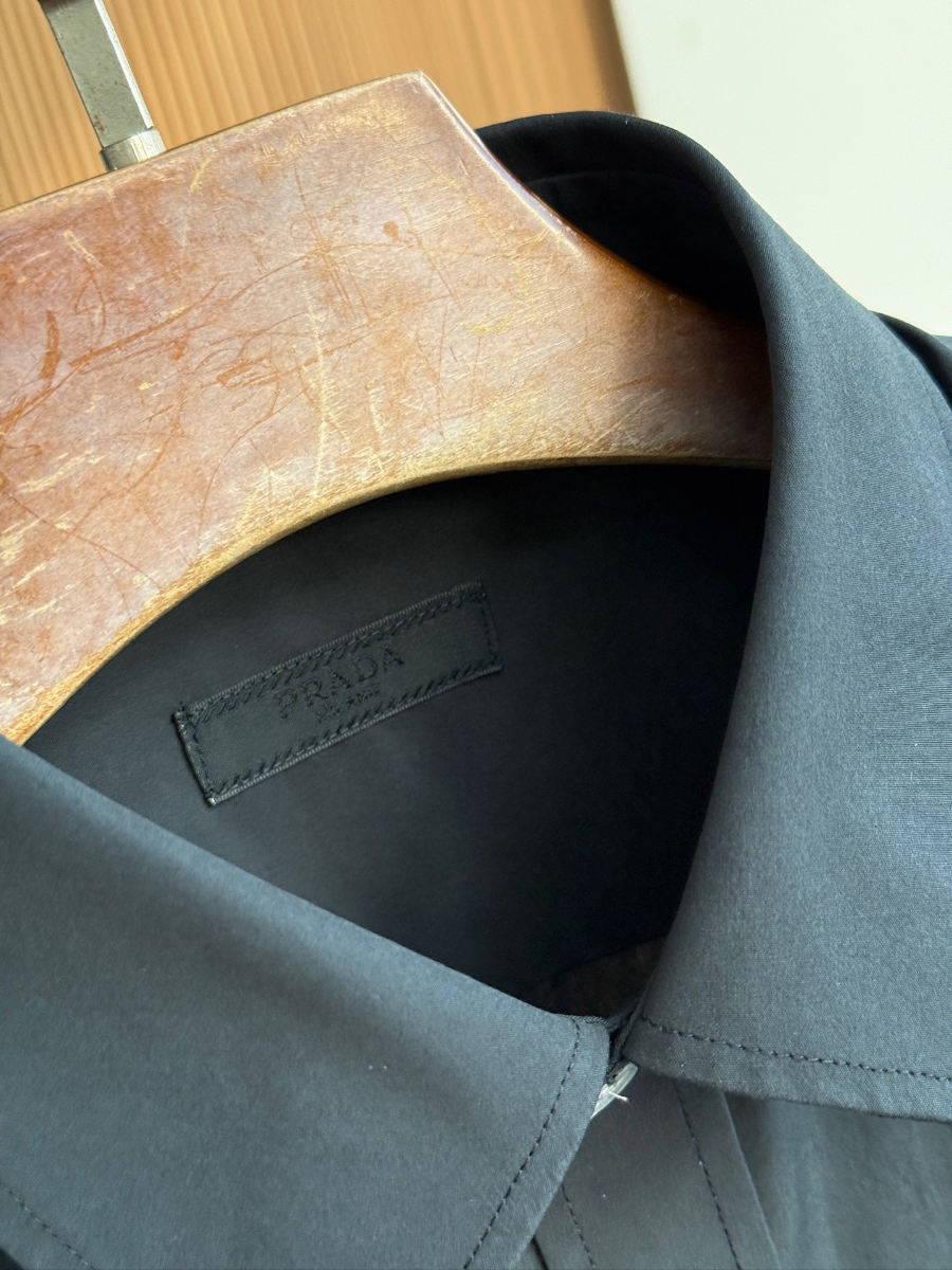 PRADA Textured Cotton Long Sleeve Shirt 프라다 텍스처드 코튼 긴팔 셔츠 11